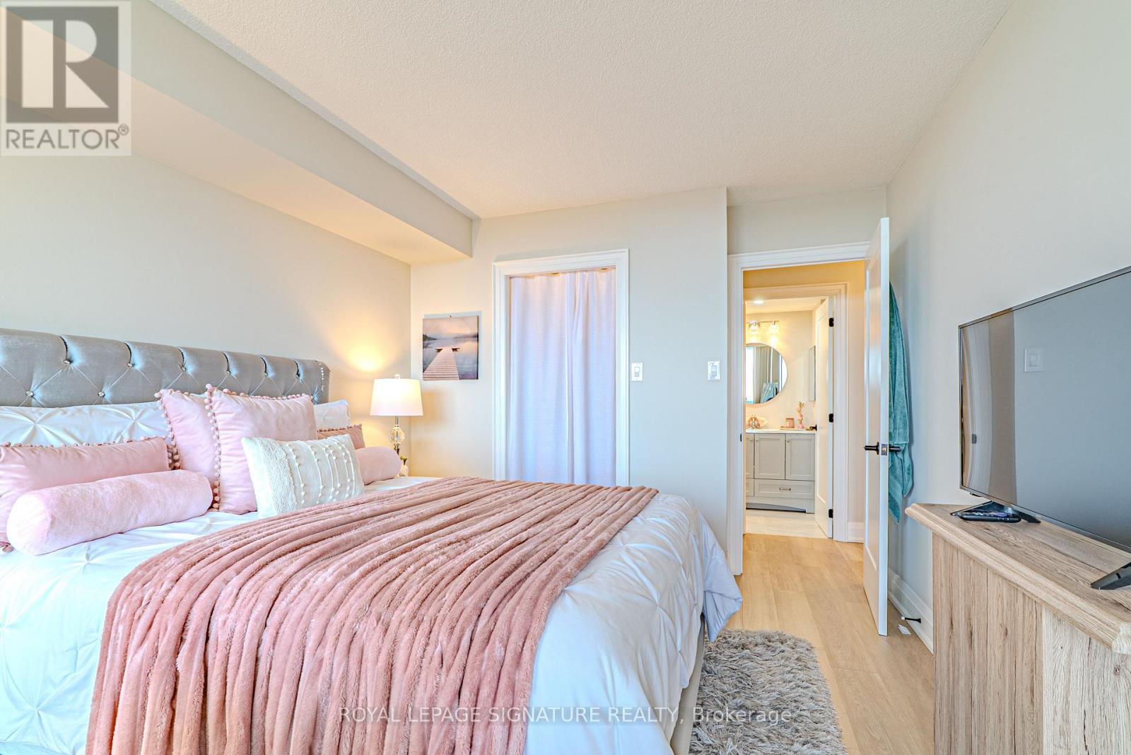 1206 - 550 Webb Drive, Mississauga, Ontario  L5B 3Y4 - Photo 17 - W13011108