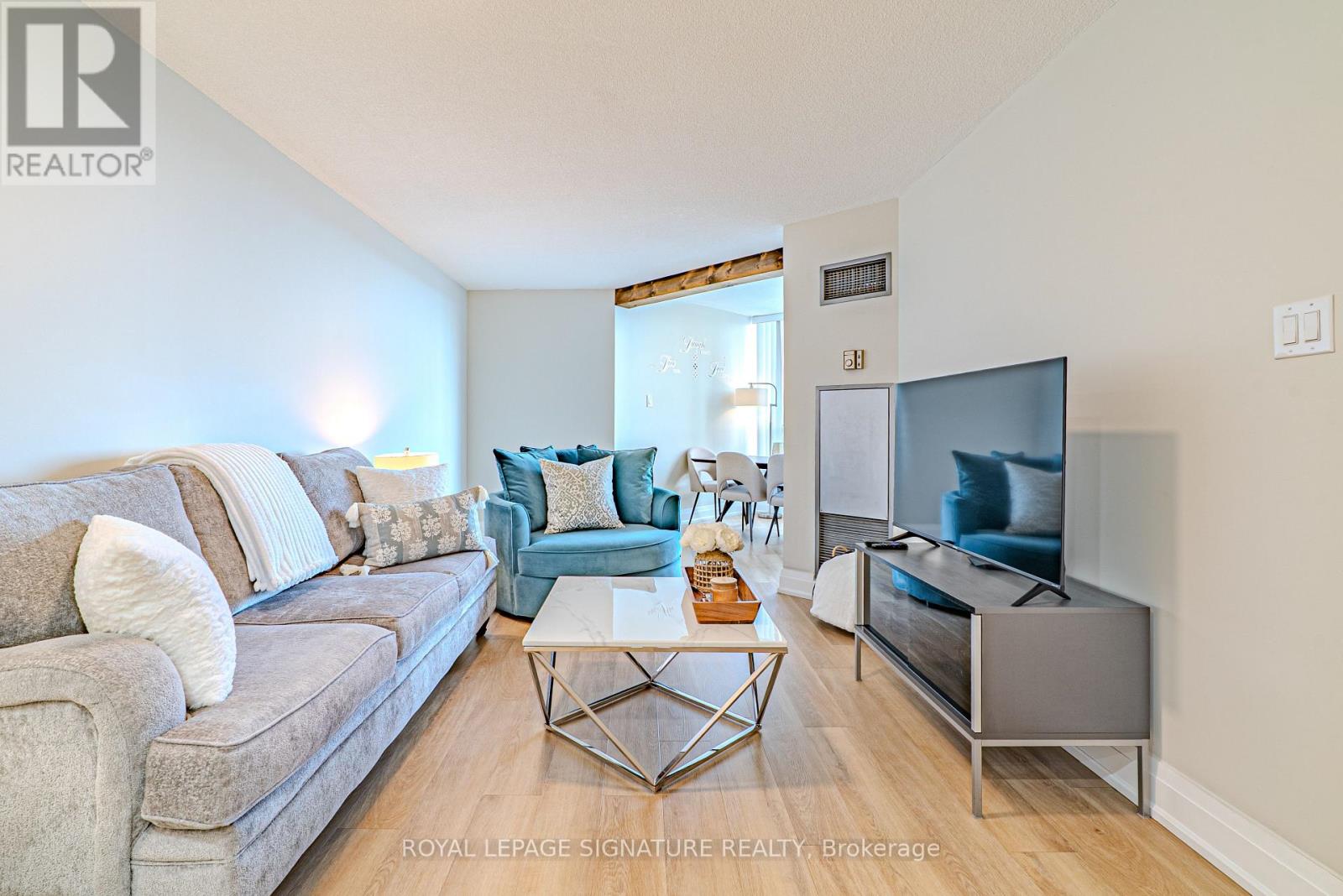 1206 - 550 Webb Drive, Mississauga, Ontario  L5B 3Y4 - Photo 8 - W13011108