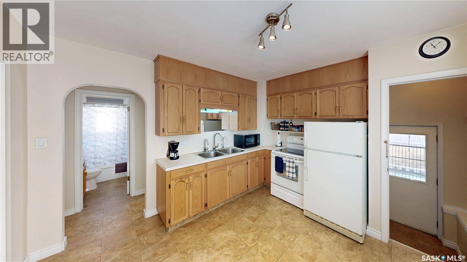 2711 Montreal Crescent, Regina, Saskatchewan  S4P 2W4 - Photo 13 - SK033198