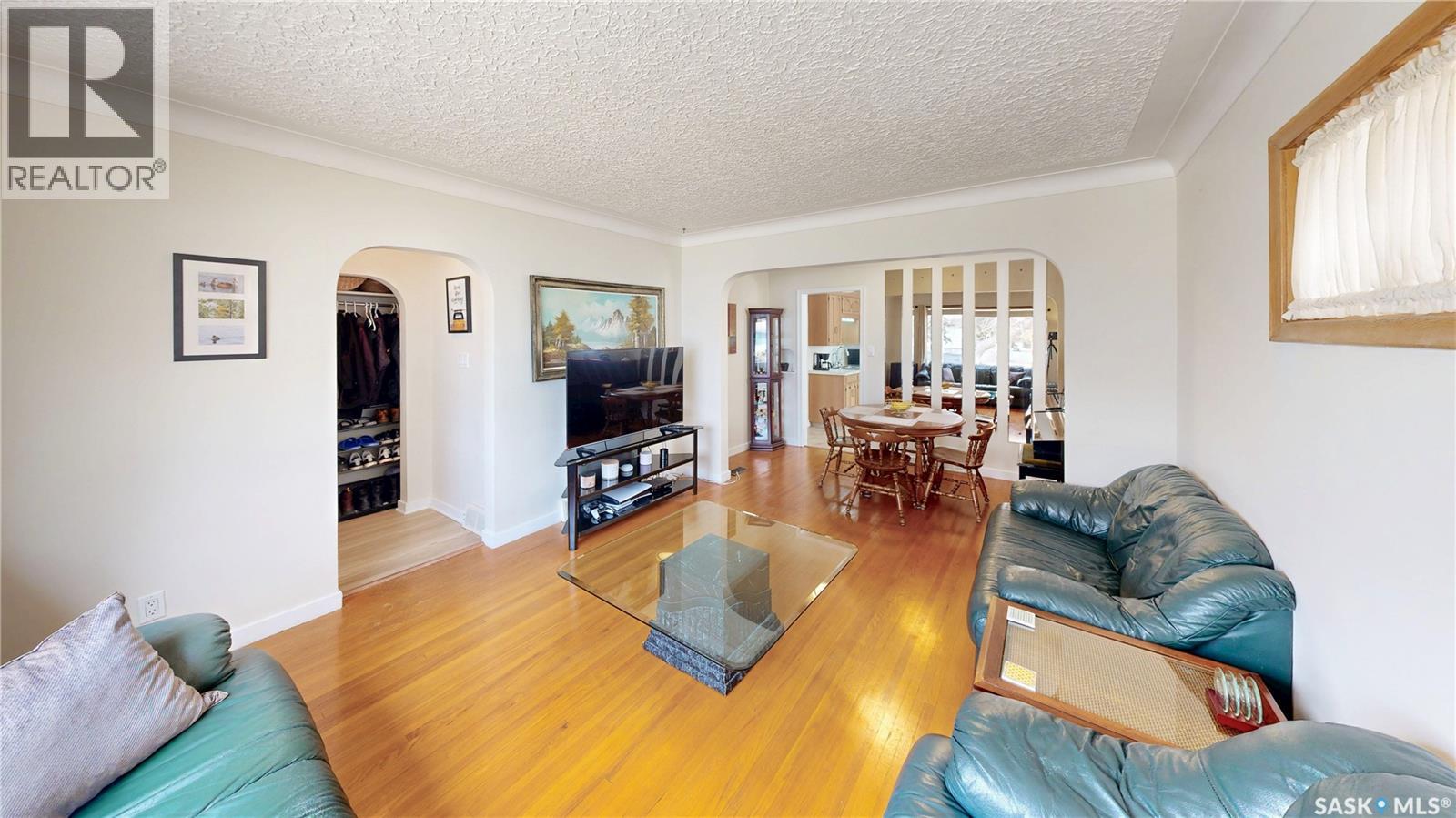 2711 Montreal Crescent, Regina, Saskatchewan  S4P 2W4 - Photo 7 - SK033198