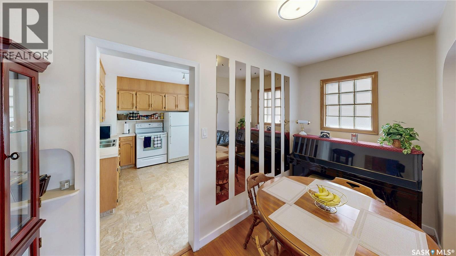 2711 Montreal Crescent, Regina, Saskatchewan  S4P 2W4 - Photo 9 - SK033198