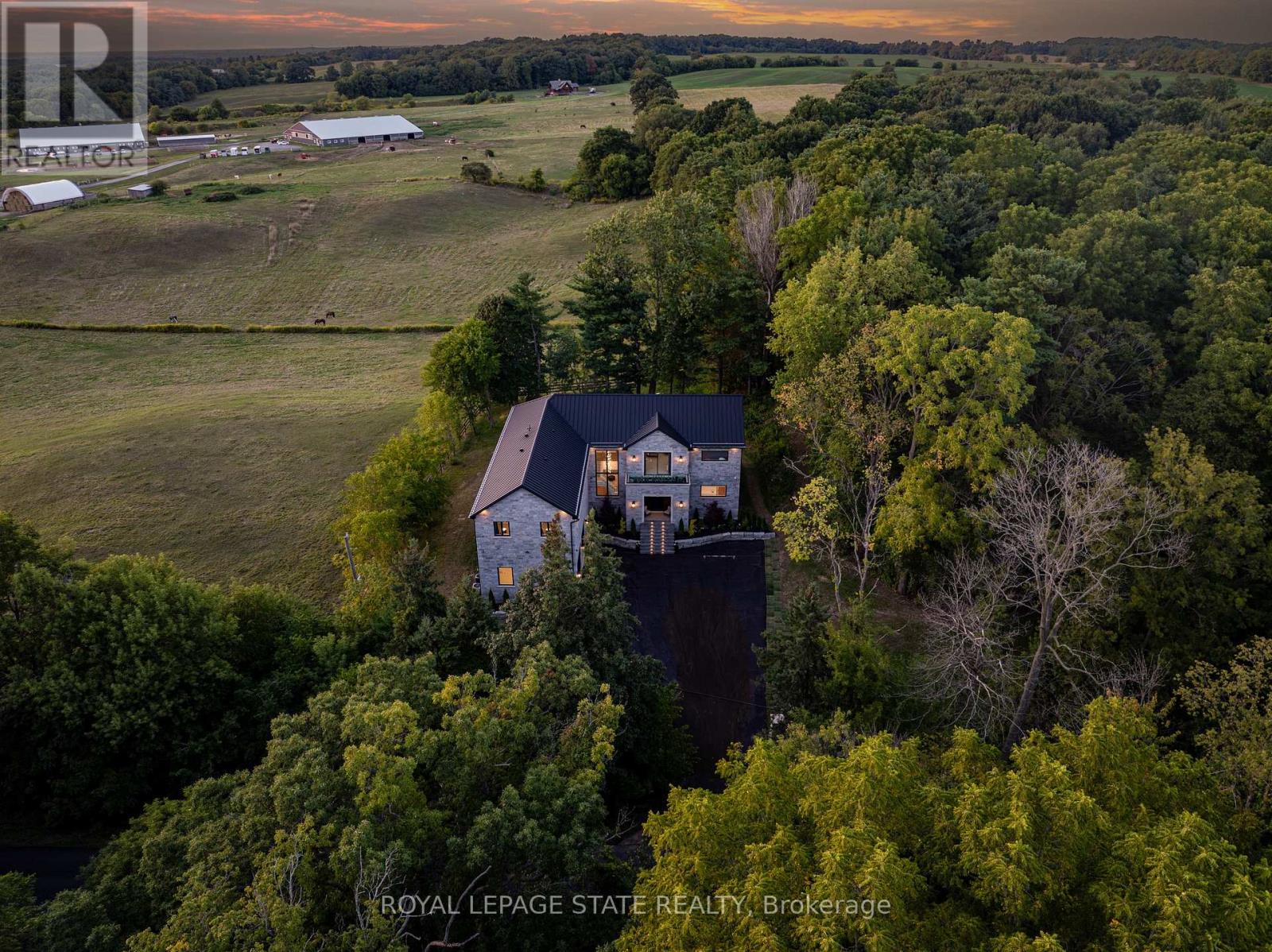 1067 Jerseyville Road W, Hamilton (Ancaster), Ontario  L0R 1R0 - Photo 1 - X13010972