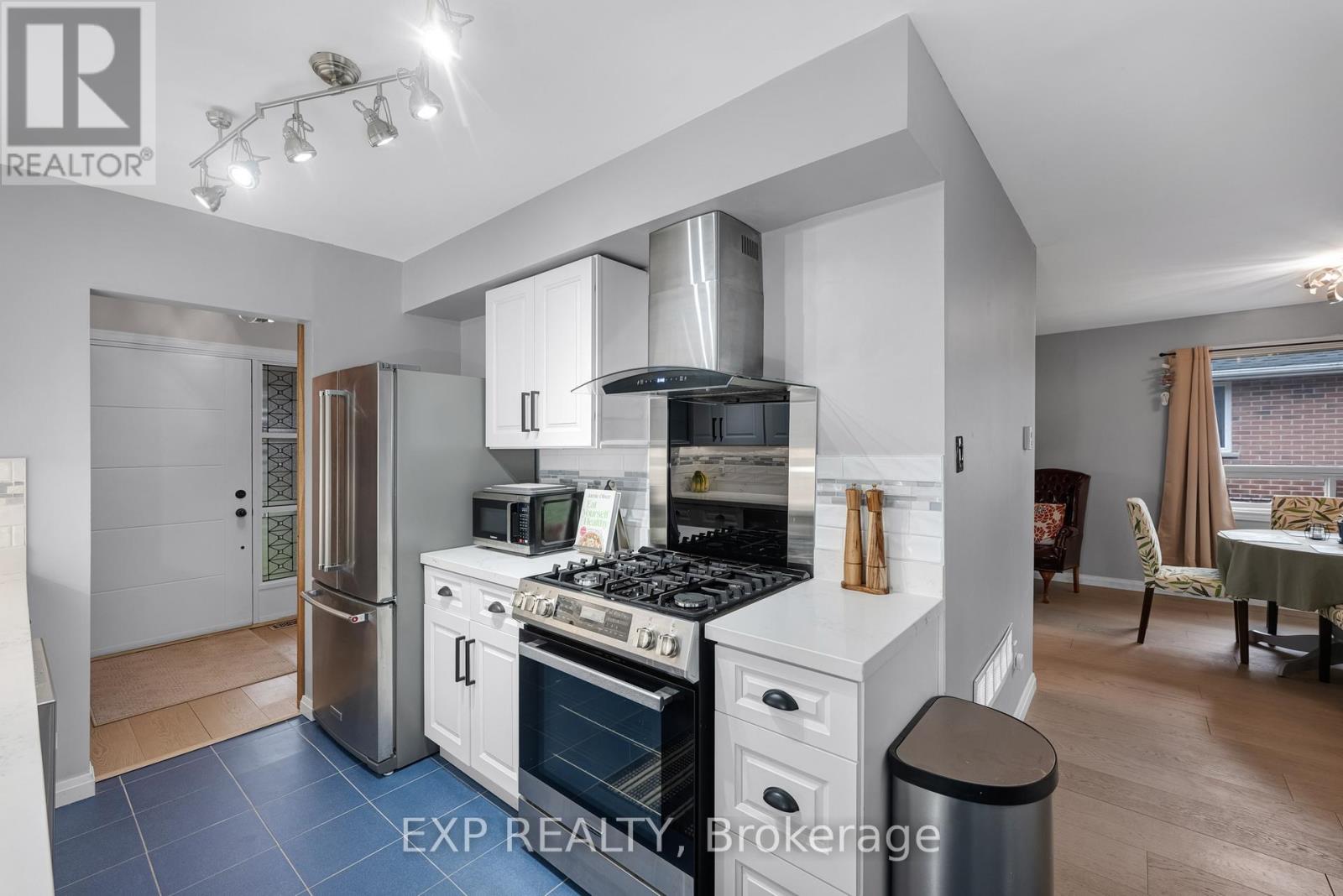 164 Colborne Street W, Kawartha Lakes, Ontario  K9V 5Z8 - Photo 11 - X13011016