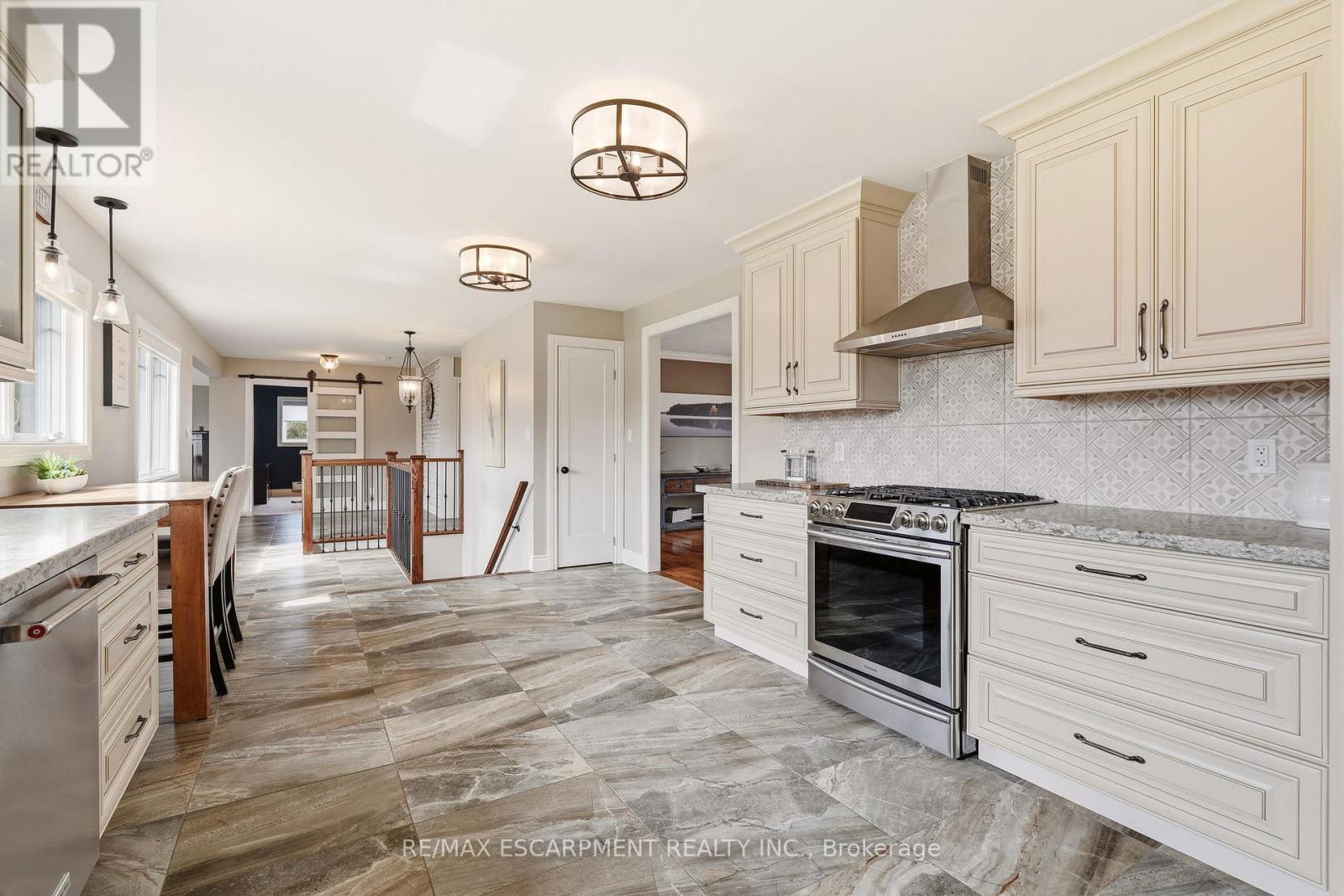 1371 10th Concession Road W, Hamilton, Ontario  N0B 2J0 - Photo 9 - X13011088