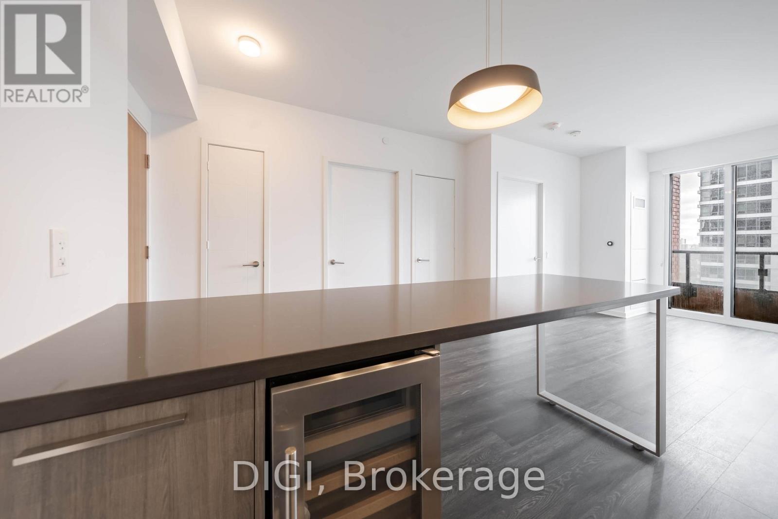 2607 - 25 Selby Street, Toronto, Ontario  M4Y 0E6 - Photo 8 - C12947852