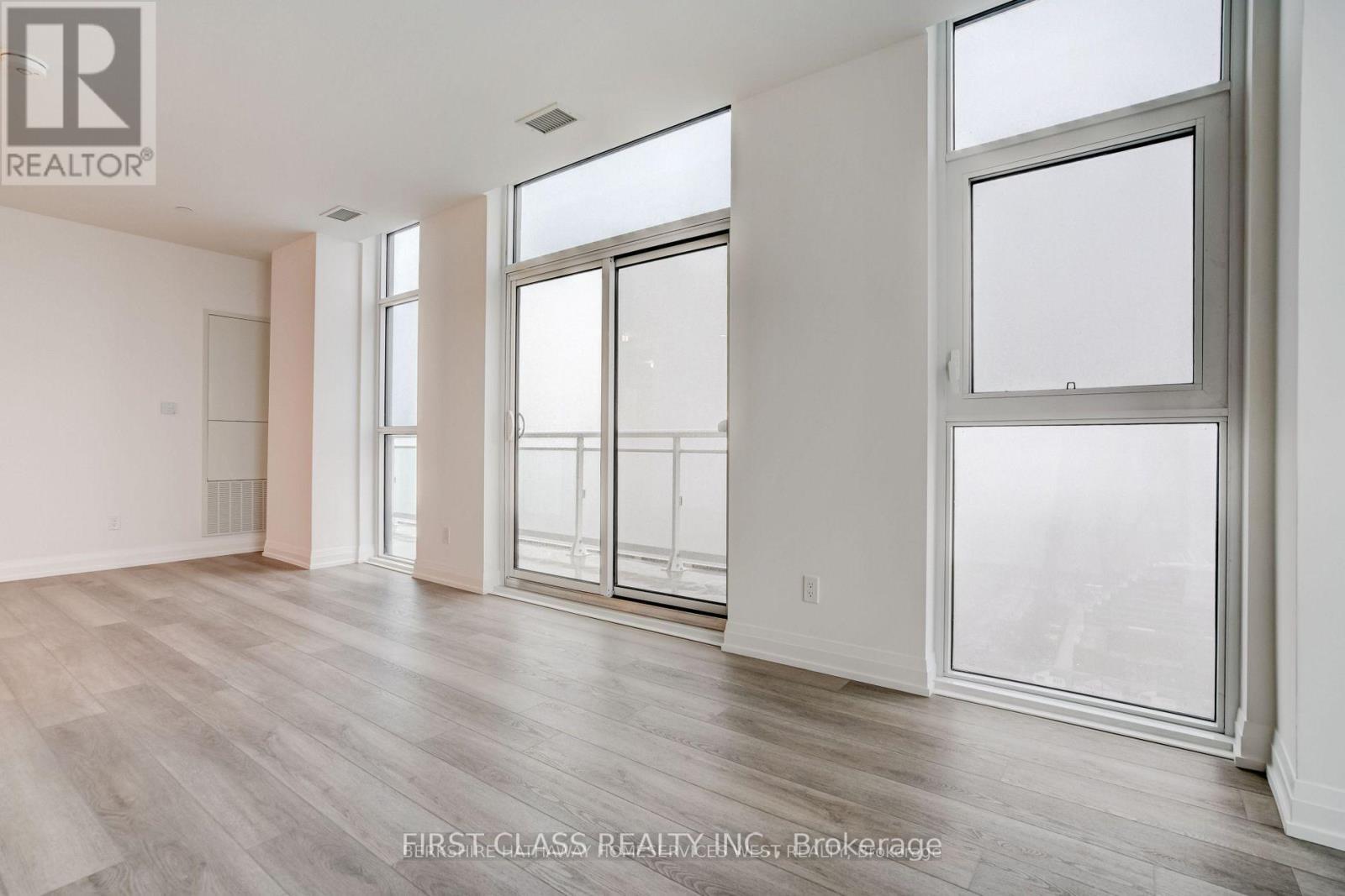 Unknown Address, ,    - Photo 6 - E12984362