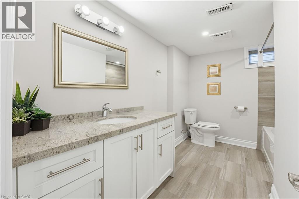 157 Hoover Crescent, Hamilton, Ontario  L9A 3H2 - Photo 30 - 40821617