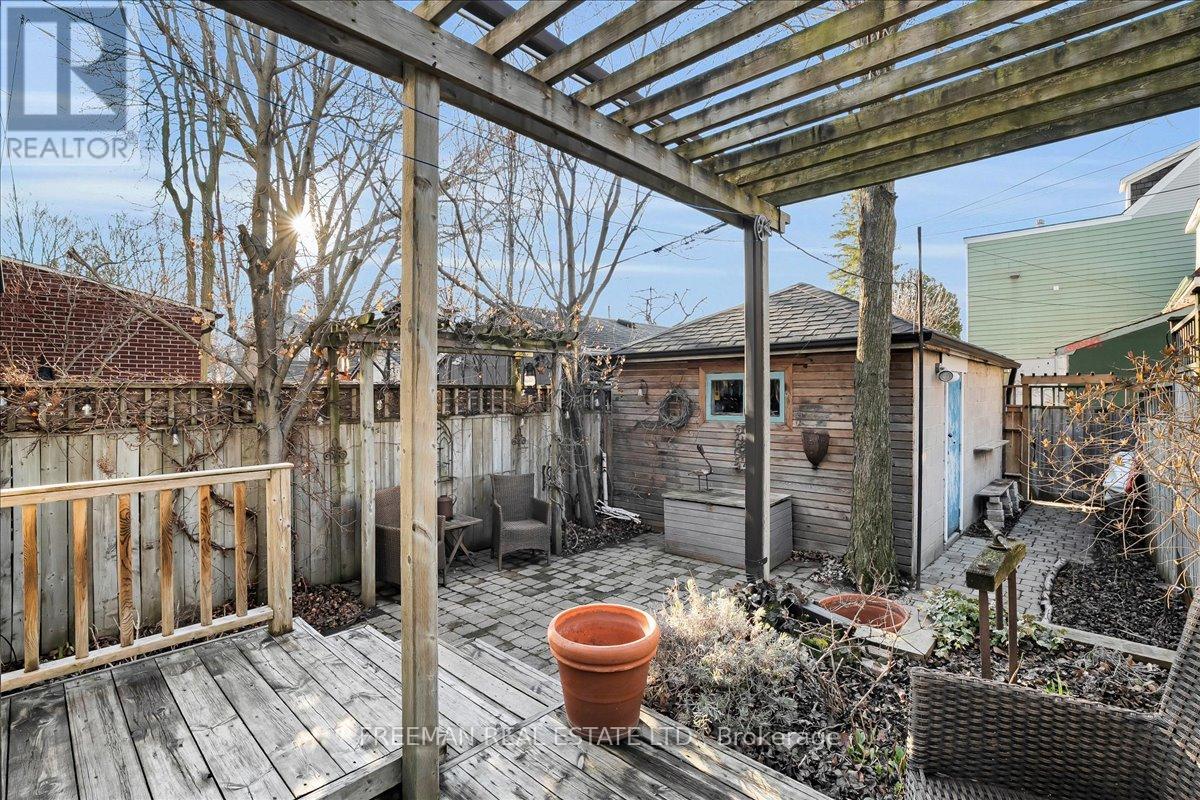 119 Barton Avenue, Toronto, Ontario  M6G 1P8 - Photo 31 - C13009344