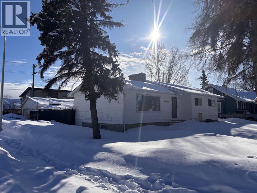 10515 102 Street, Grande Prairie, Alberta  T8V 2W7 - Photo 1 - A2291946