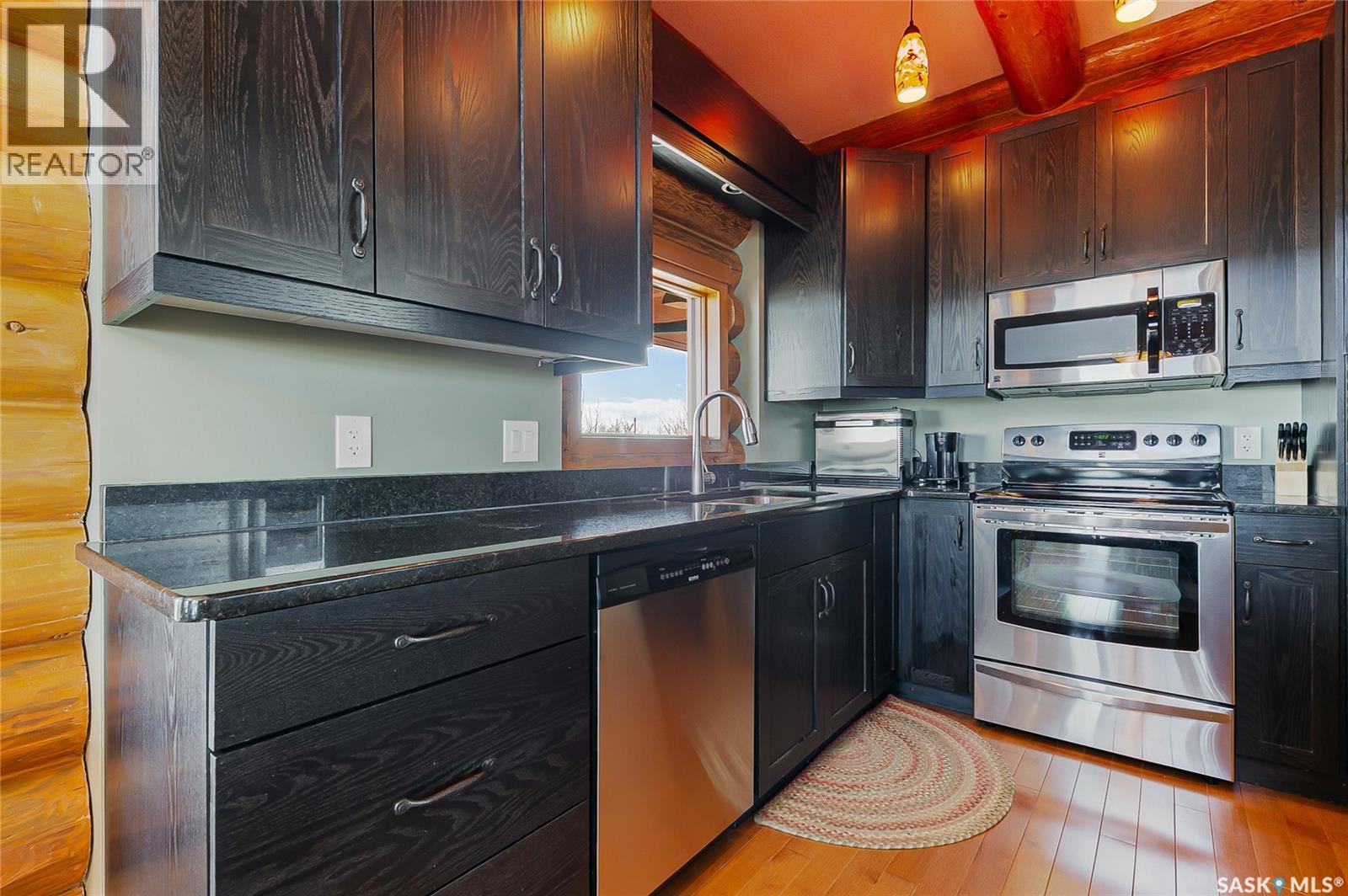 112-114 Dogwood Drive, Regina Beach, Saskatchewan  S0G 4C0 - Photo 14 - SK033058