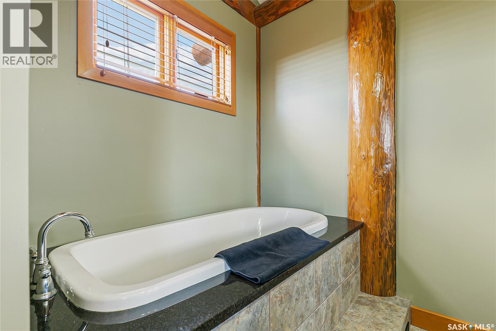 112-114 Dogwood Drive, Regina Beach, Saskatchewan  S0G 4C0 - Photo 22 - SK033058