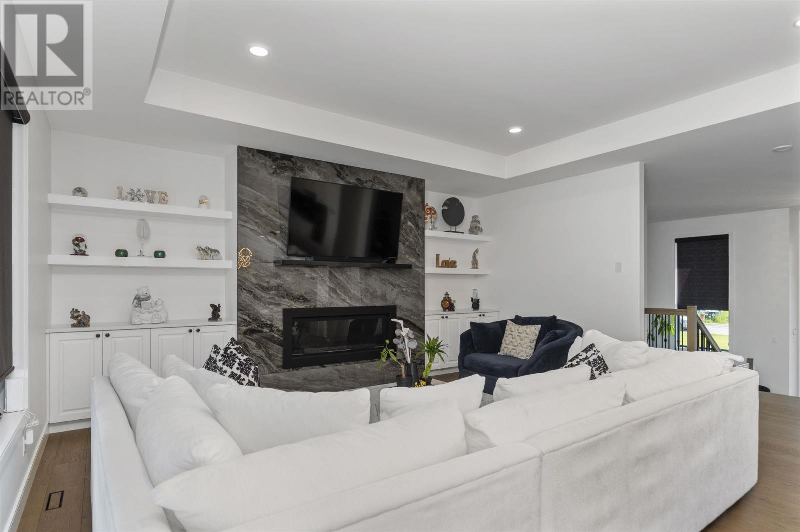 2111 Magnolia Dr, Thunder Bay, Ontario  P7K 0J3 - Photo 5 - TB252039