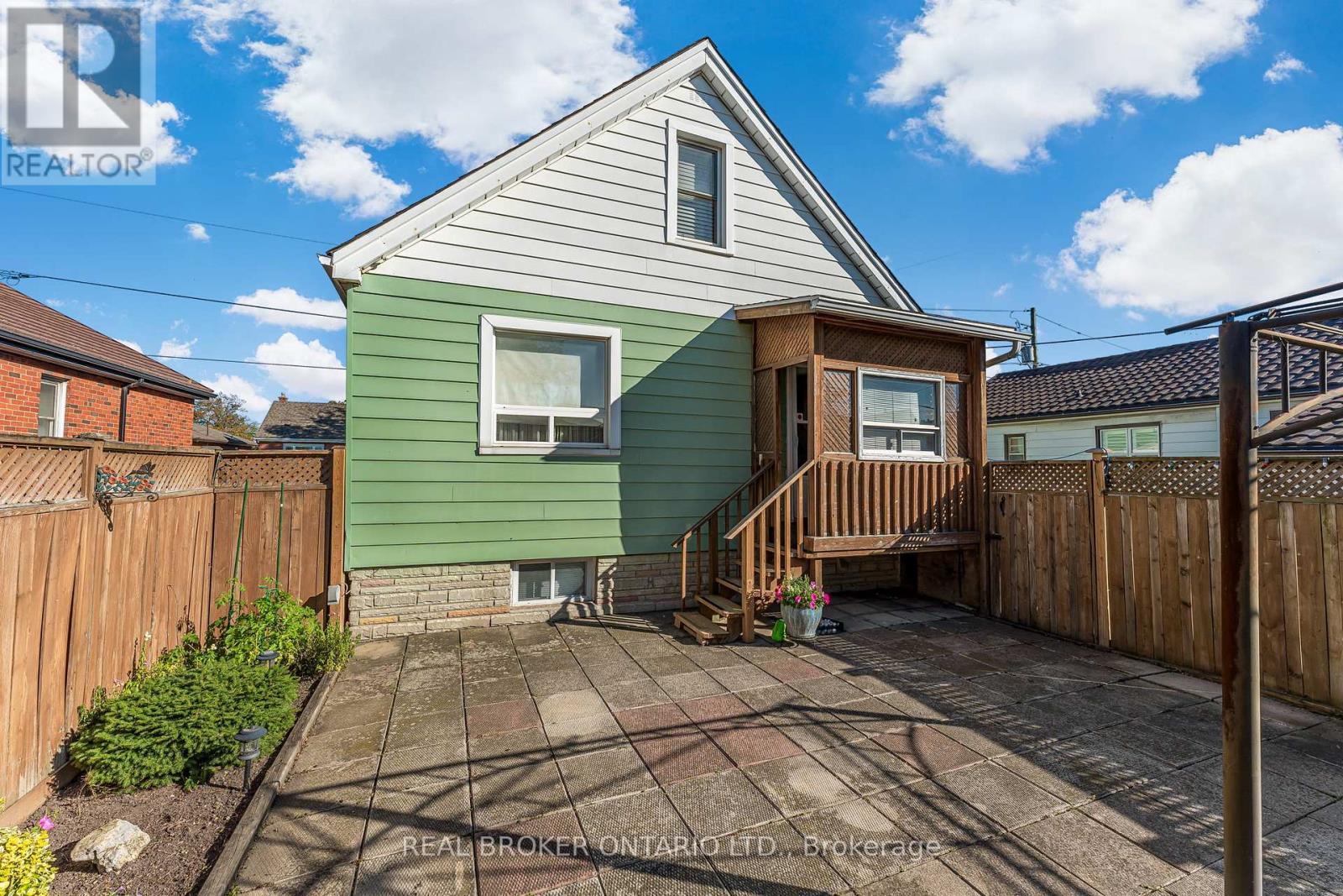 379 Talbot Street, Hamilton, Ontario  L8H 6T5 - Photo 24 - X13003694