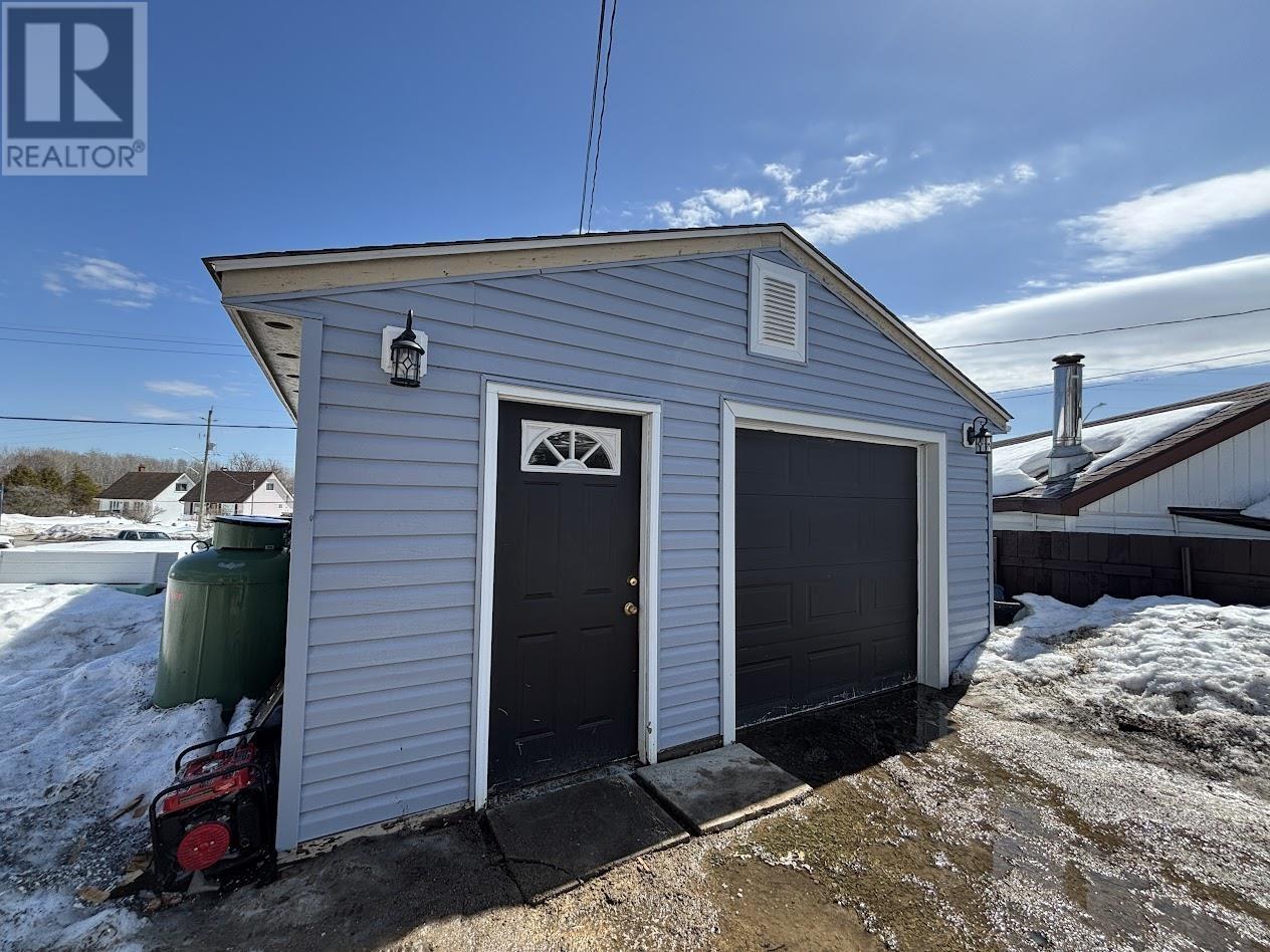 18 Swallow Dr, Manitouwadge, Ontario  P0T 2C0 - Photo 36 - TB2600727