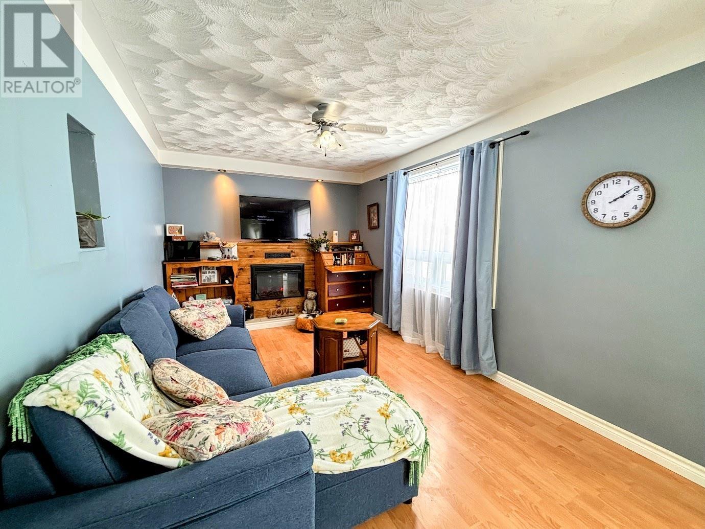 18 Swallow Dr, Manitouwadge, Ontario  P0T 2C0 - Photo 9 - TB2600727