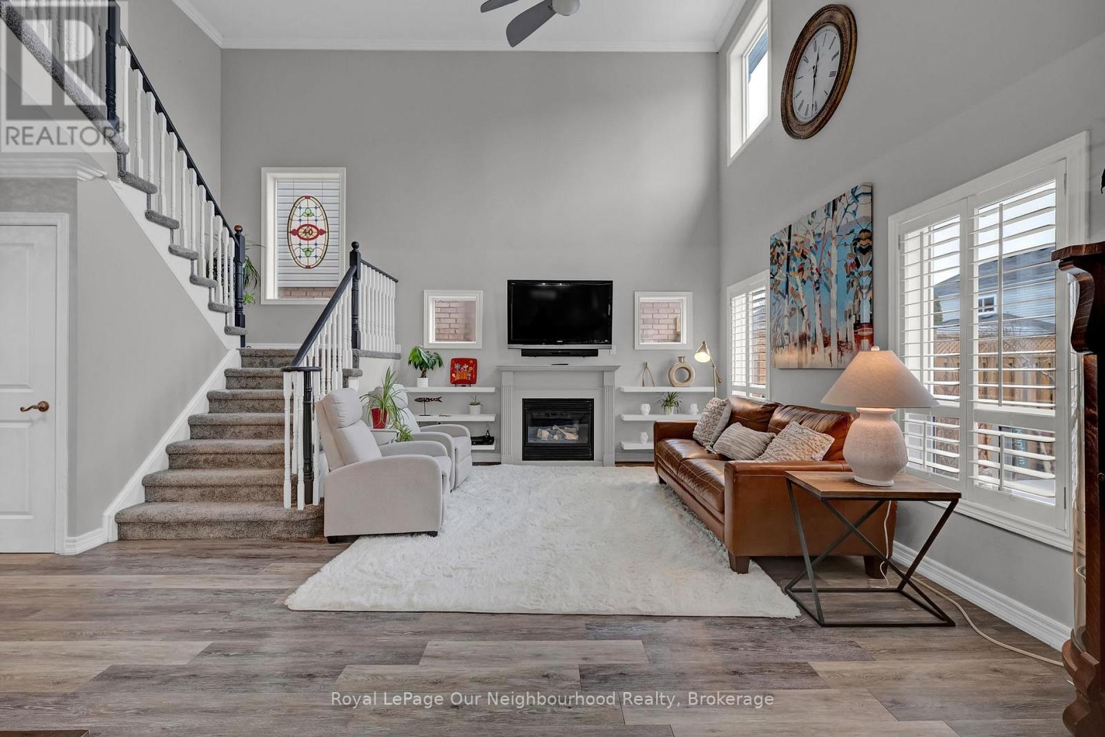 24 Kingham Avenue, Ajax, Ontario  L1Z 1M9 - Photo 3 - E13011434