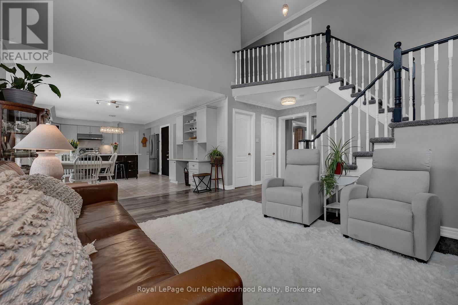 24 Kingham Avenue, Ajax, Ontario  L1Z 1M9 - Photo 4 - E13011434