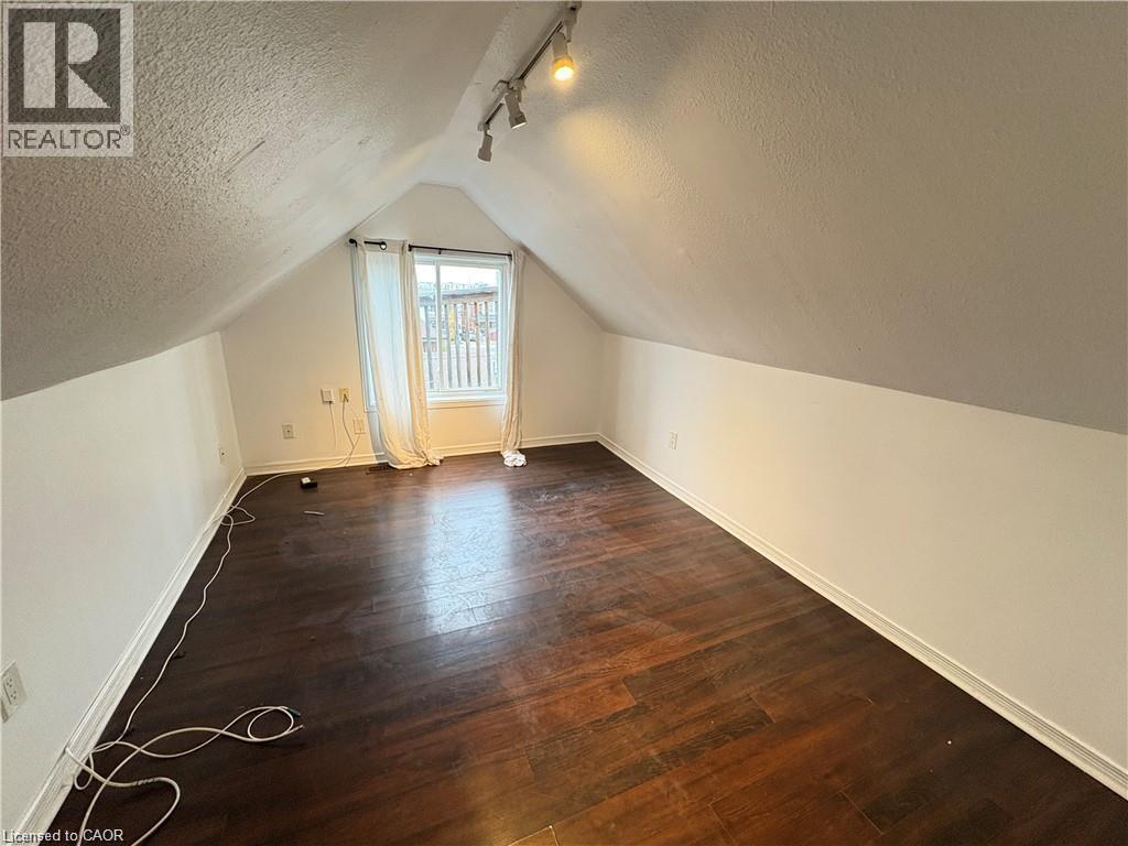 41 Fairview Avenue Unit# 3, Hamilton, Ontario  L8L 7B5 - Photo 10 - 40821468