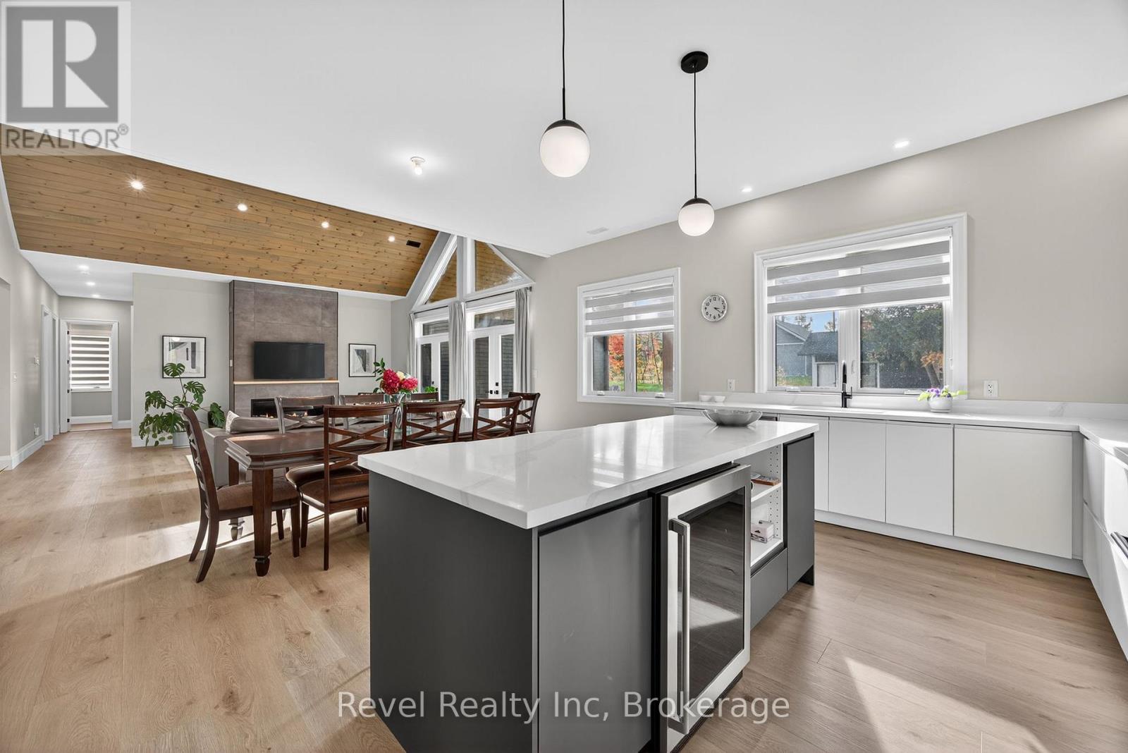 2 Seguin Crescent, Tiny, Ontario  L9M 0C9 - Photo 12 - S13011412