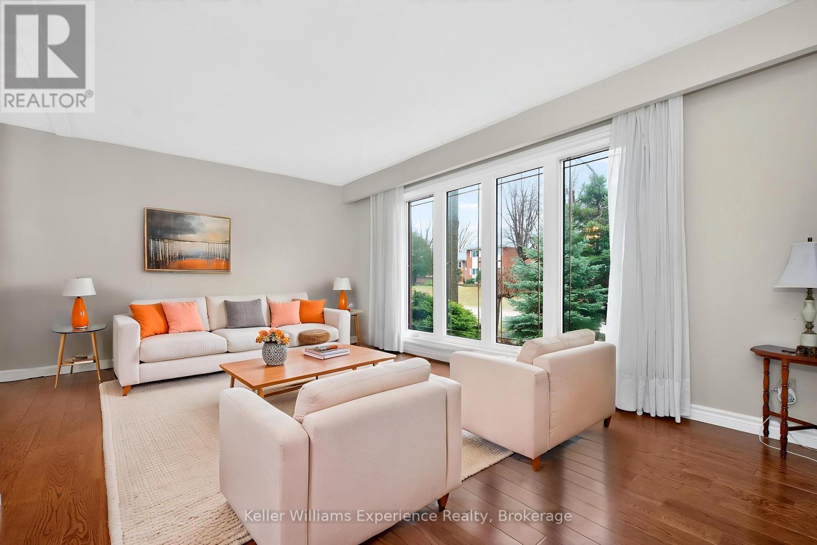 19 Viel Street, Penetanguishene, Ontario  L9M 1J1 - Photo 16 - S13011428