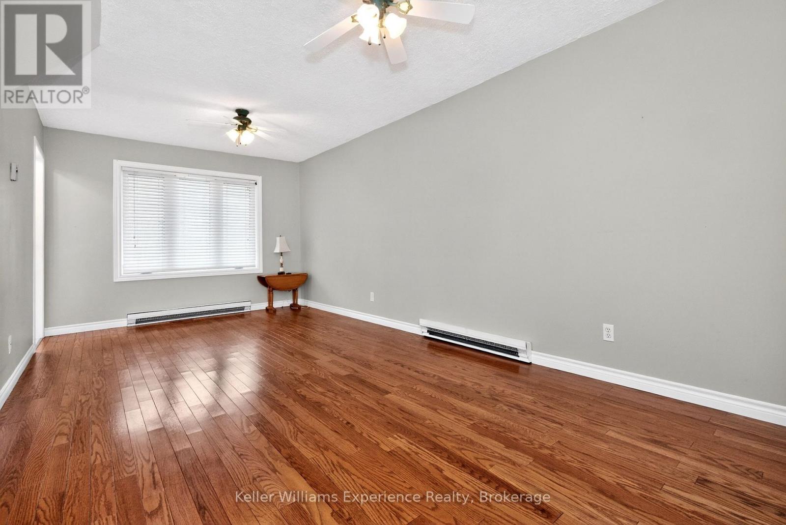 19 Viel Street, Penetanguishene, Ontario  L9M 1J1 - Photo 20 - S13011428