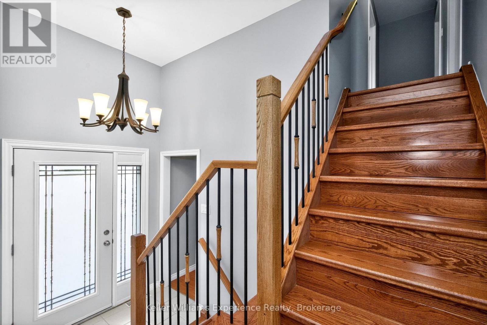 19 Viel Street, Penetanguishene, Ontario  L9M 1J1 - Photo 26 - S13011428