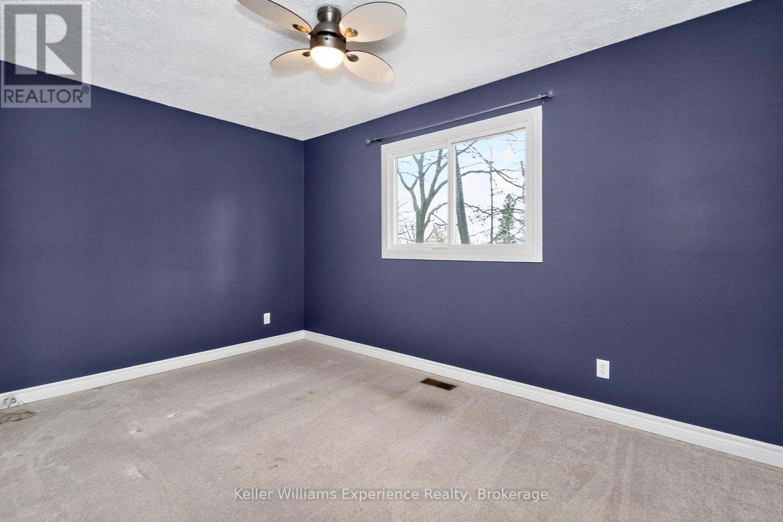 19 Viel Street, Penetanguishene, Ontario  L9M 1J1 - Photo 32 - S13011428