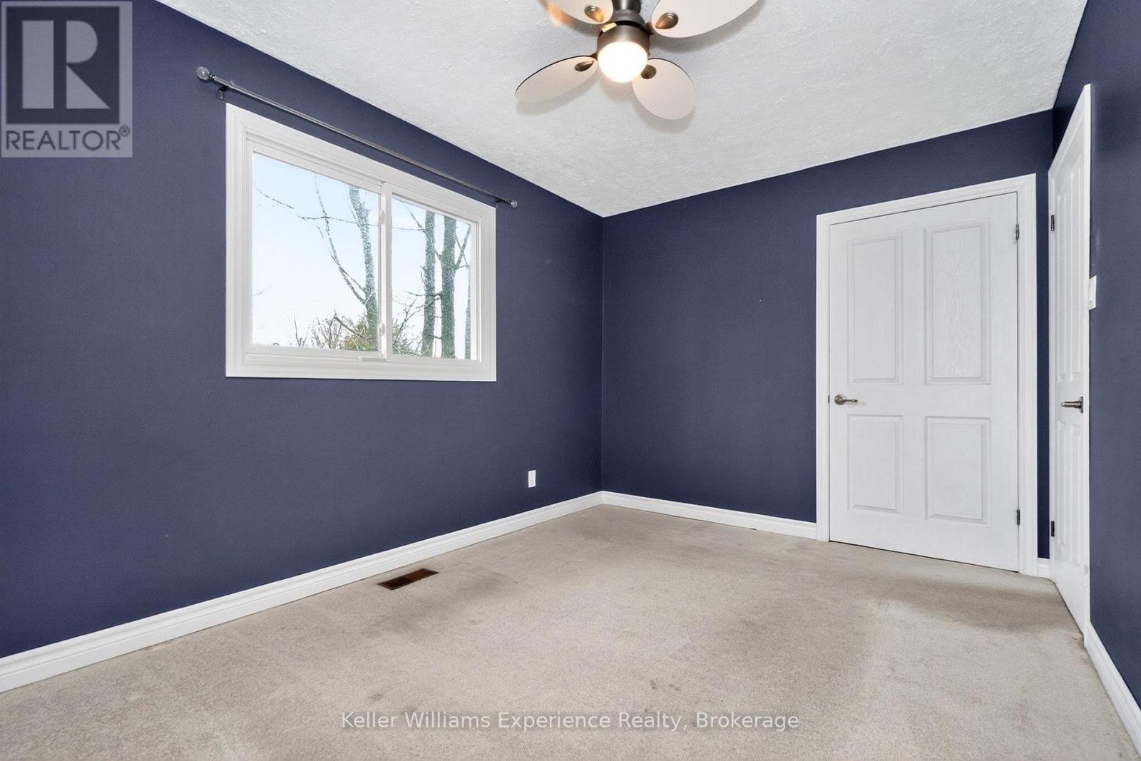 19 Viel Street, Penetanguishene, Ontario  L9M 1J1 - Photo 34 - S13011428