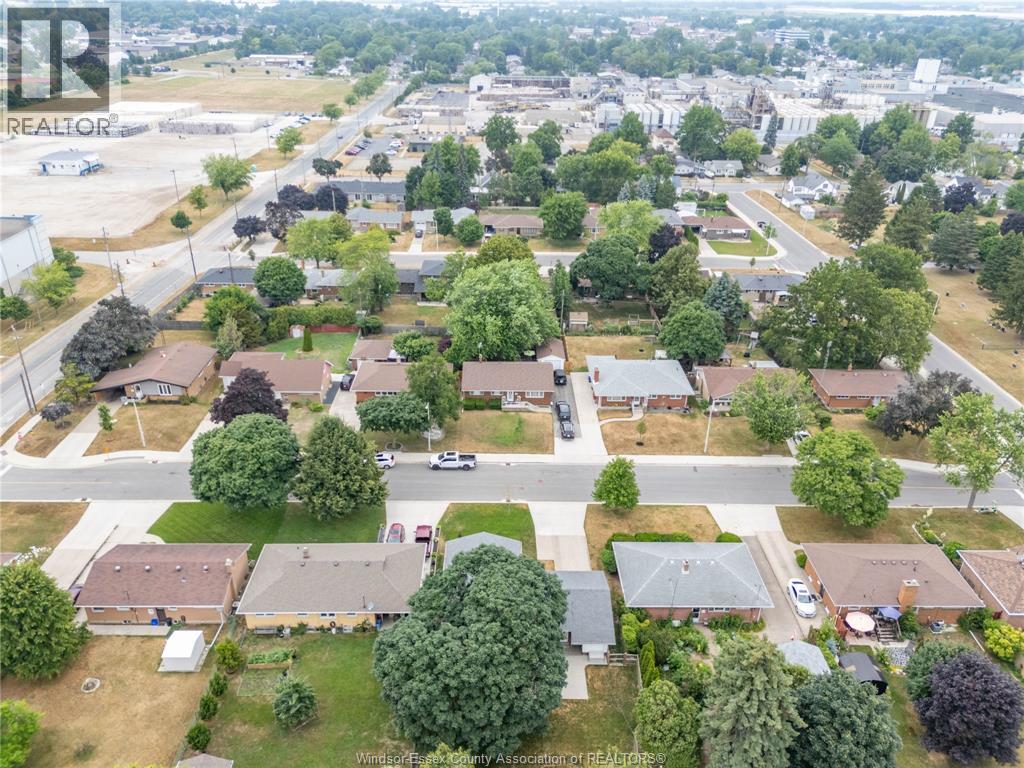 7 Gladstone Avenue, Leamington, Ontario  N9Y 2H4 - Photo 8 - 26008001