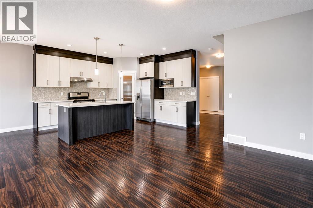 395 Bayview Way Sw, Airdrie, Alberta  T4B 4G1 - Photo 7 - A2293924