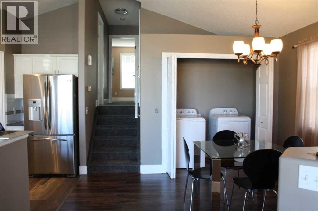 37 Chaparral Ridge Link Se, Calgary, Alberta  T2X 3M7 - Photo 6 - A2302031