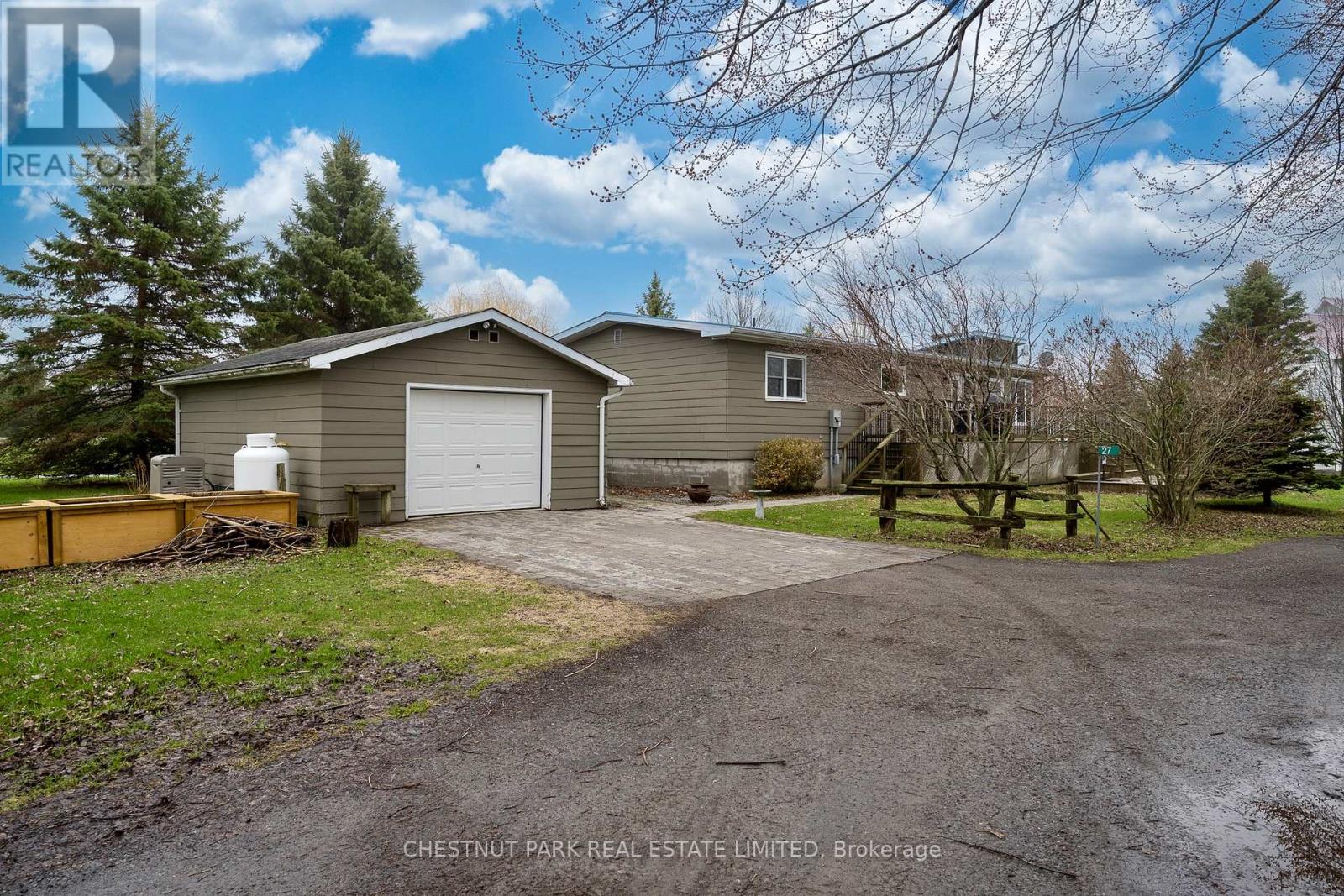 27 Carmans Lane, Prince Edward County, Ontario  K0K 2T0 - Photo 7 - X13011310