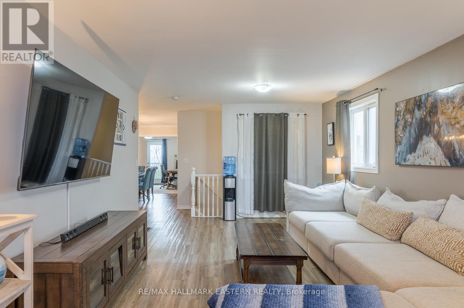 702 Trailview Drive, Peterborough (Ashburnham Ward 4), Ontario  K9J 8P2 - Photo 11 - X13011376