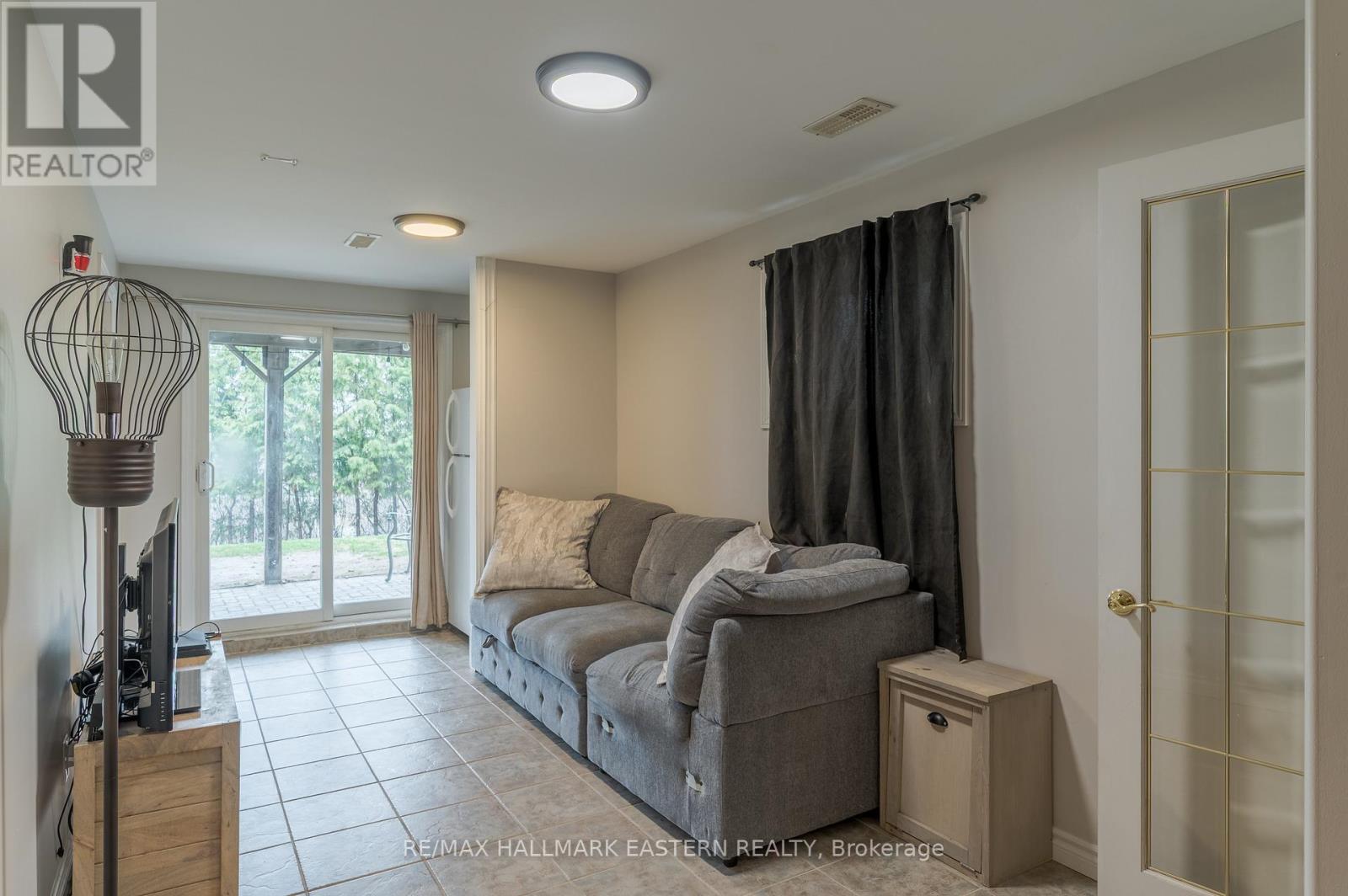 702 Trailview Drive, Peterborough (Ashburnham Ward 4), Ontario  K9J 8P2 - Photo 23 - X13011376