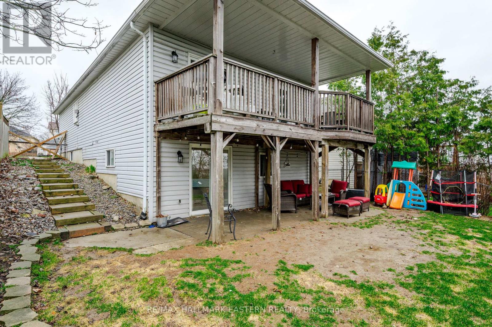 702 Trailview Drive, Peterborough (Ashburnham Ward 4), Ontario  K9J 8P2 - Photo 34 - X13011376