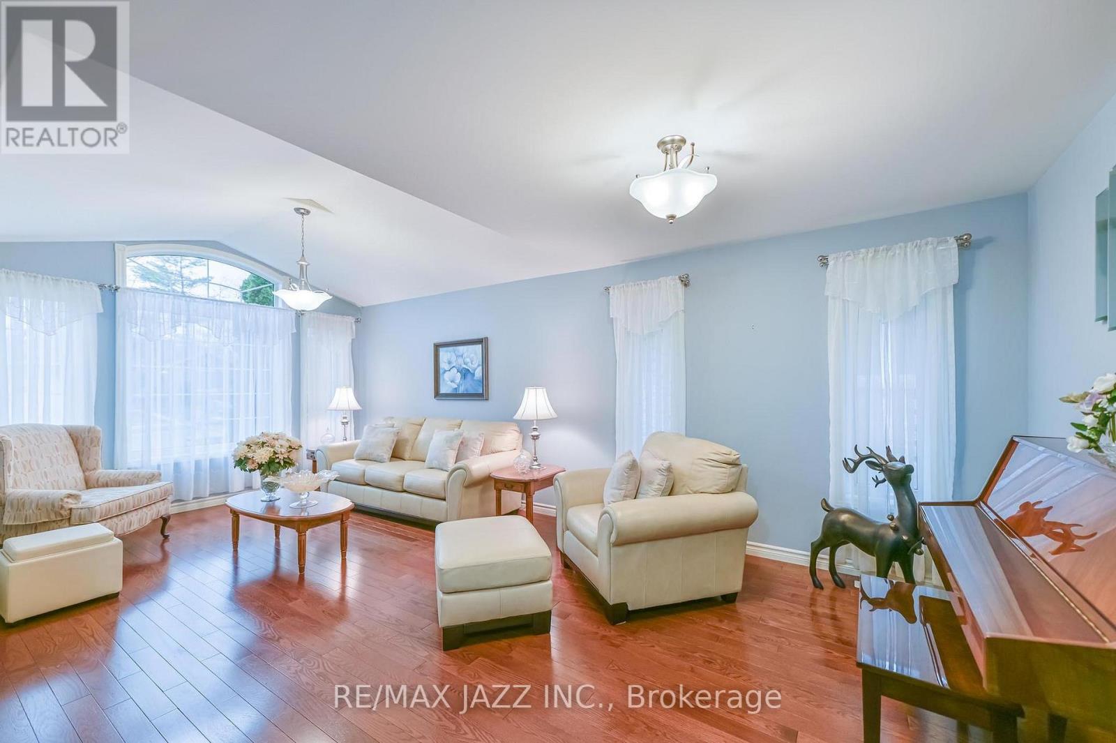 33 Ashwood Crescent, Greater Napanee, Ontario  K7R 3L1 - Photo 4 - X13011426