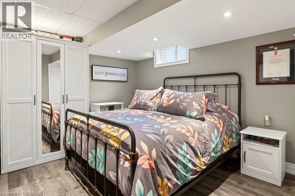 328 East 19th Street, Hamilton, Ontario  L9A 4S8 - Photo 39 - 40821632