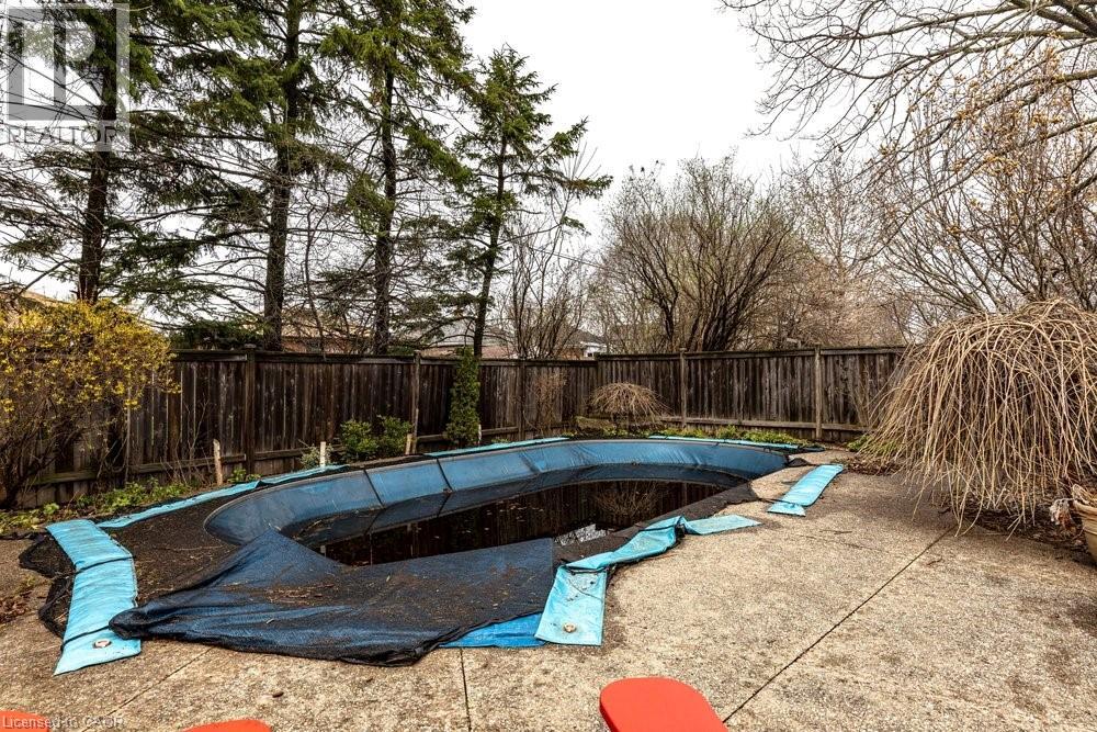 328 East 19th Street, Hamilton, Ontario  L9A 4S8 - Photo 45 - 40821632