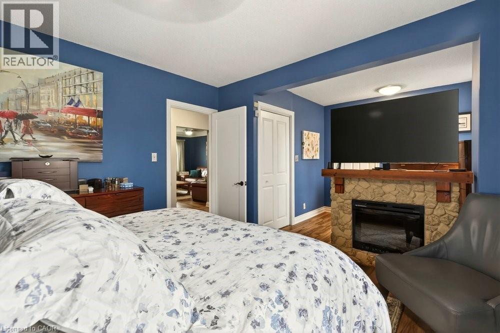 328 East 19th Street, Hamilton, Ontario  L9A 4S8 - Photo 16 - 40821632