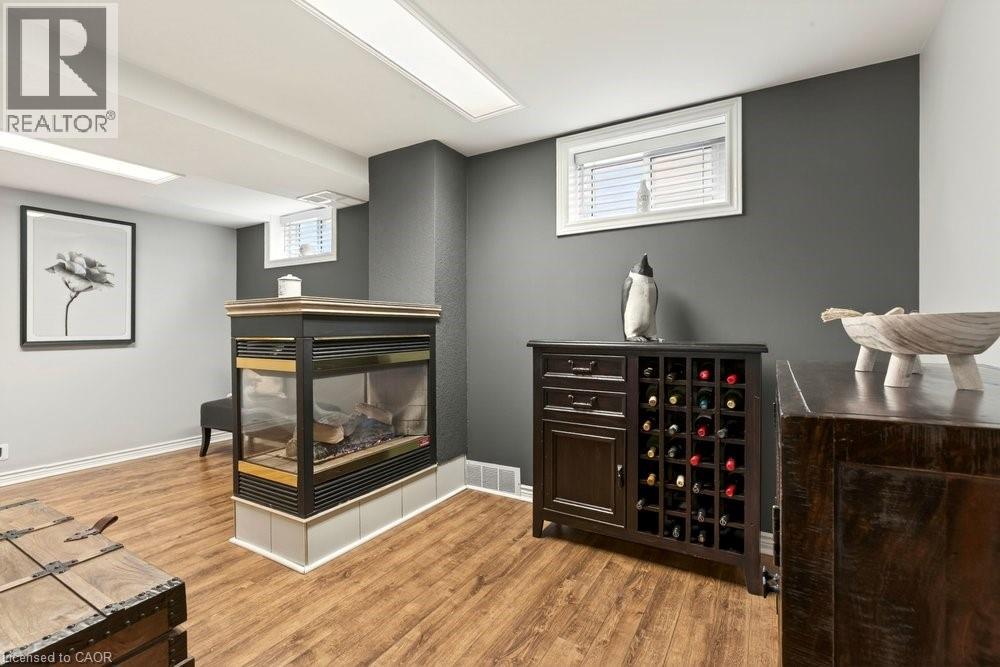 328 East 19th Street, Hamilton, Ontario  L9A 4S8 - Photo 33 - 40821632