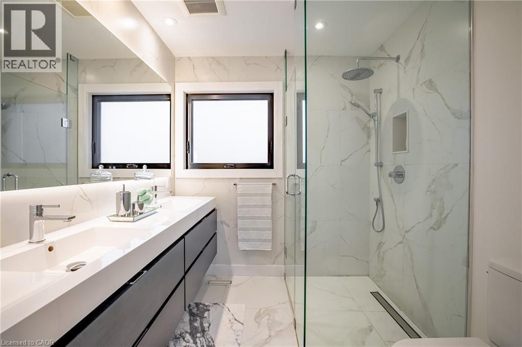 2433 Trevor Drive, Oakville, Ontario  L6L 5C4 - Photo 17 - 40821759