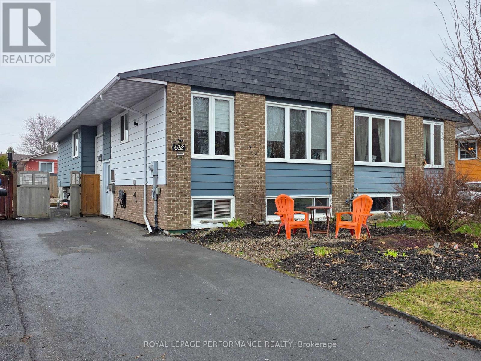 632 DUNDAS CRESCENT, Cornwall, Ontario