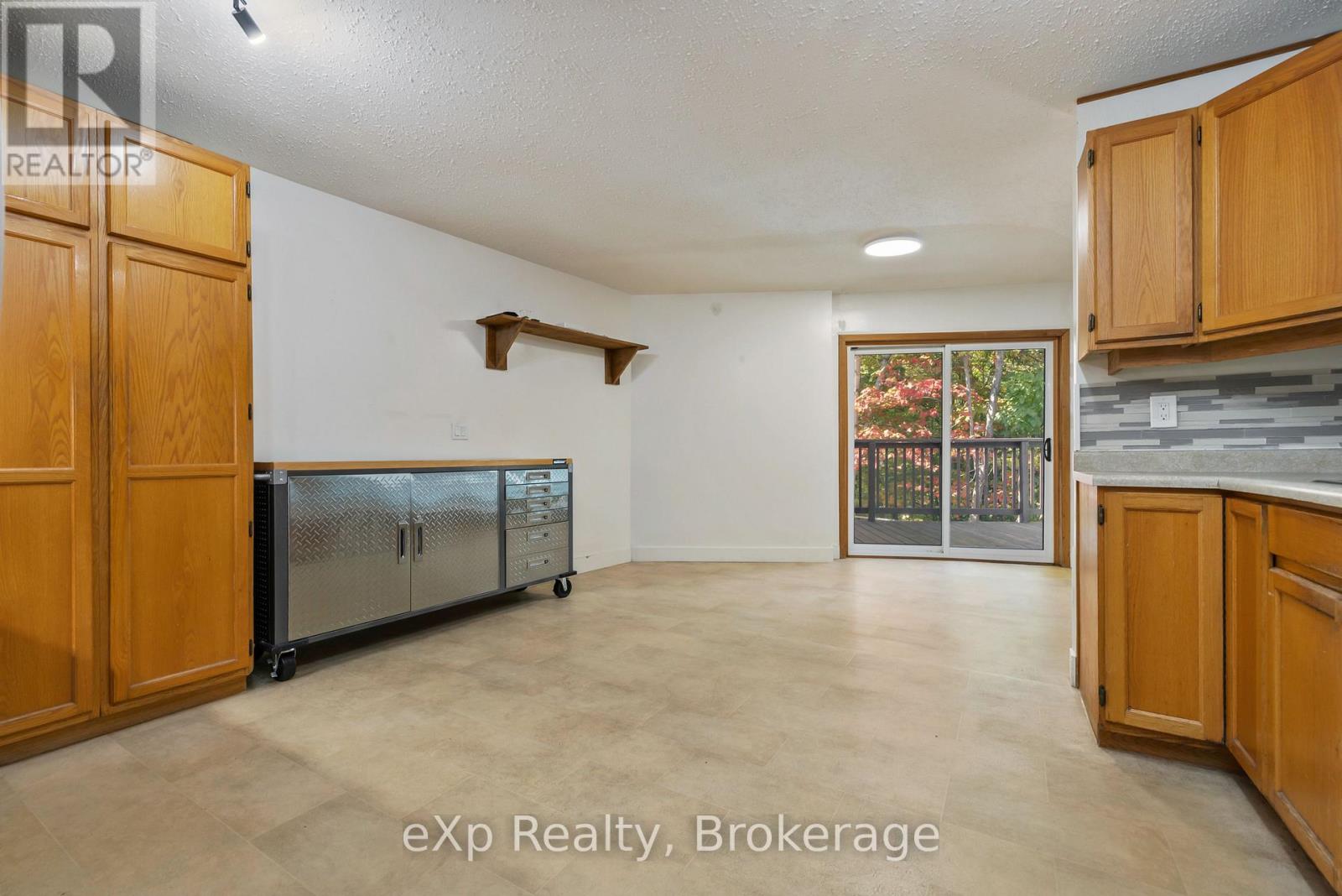 18 Kristen Heights, Parry Sound, Ontario  P2A 2Z6 - Photo 6 - X13011174