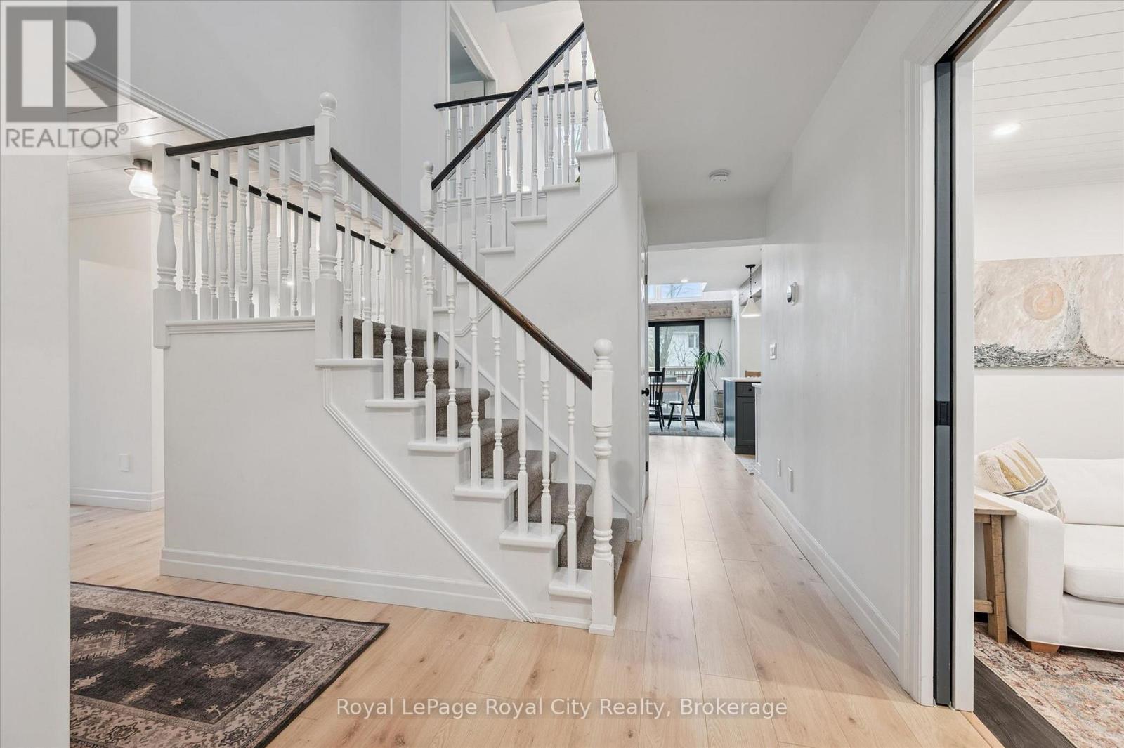 14 Wood Duck Court, Guelph, Ontario  N1C 1B1 - Photo 6 - X13011178