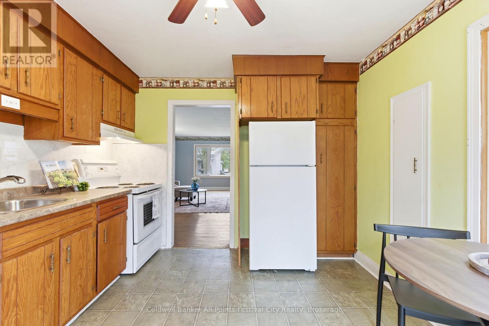 113 Quebec Street, Goderich, Ontario  N7A 2G6 - Photo 15 - X13011192