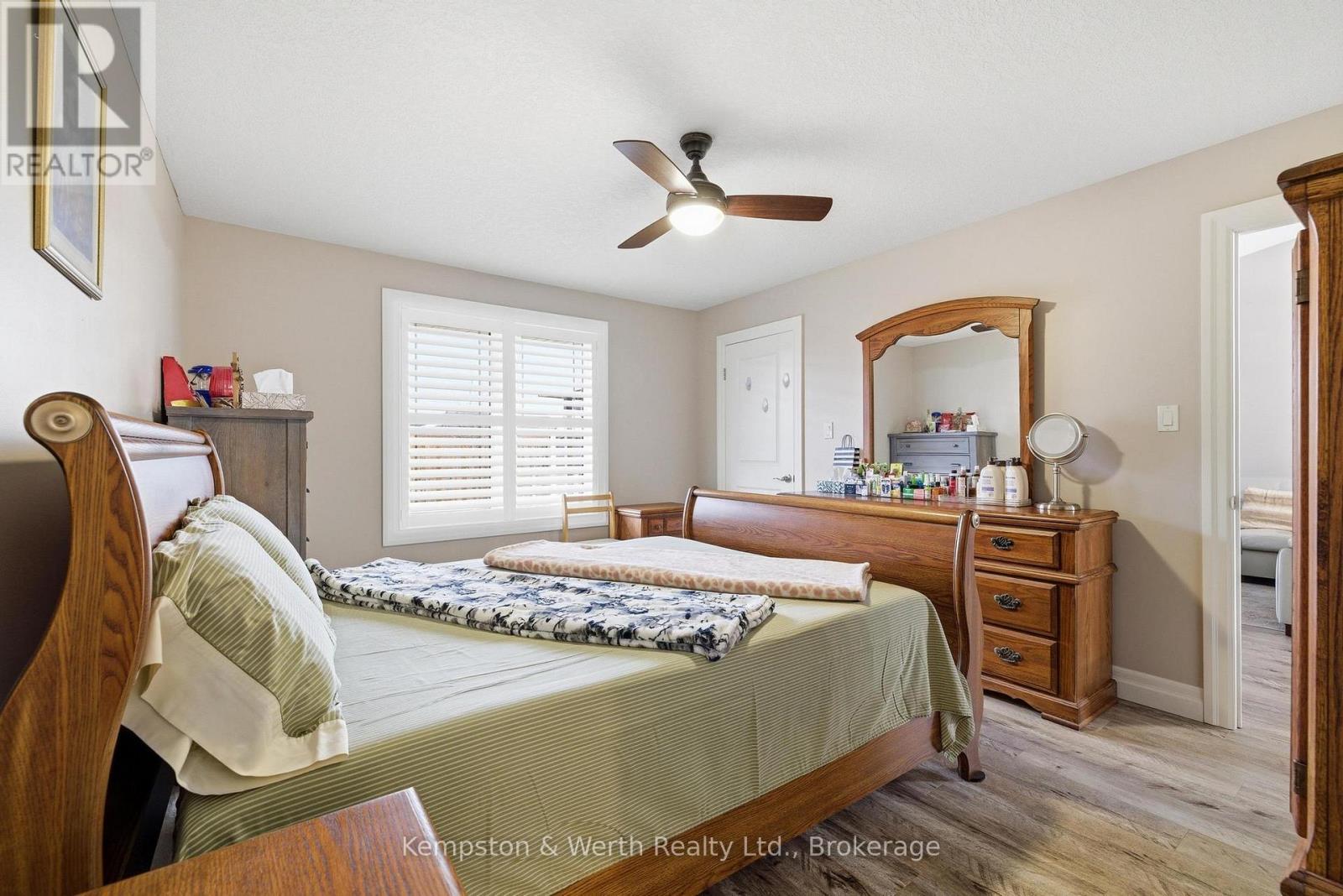 235 Krotz Street E, North Perth, Ontario  N4W 0B3 - Photo 16 - X13011340