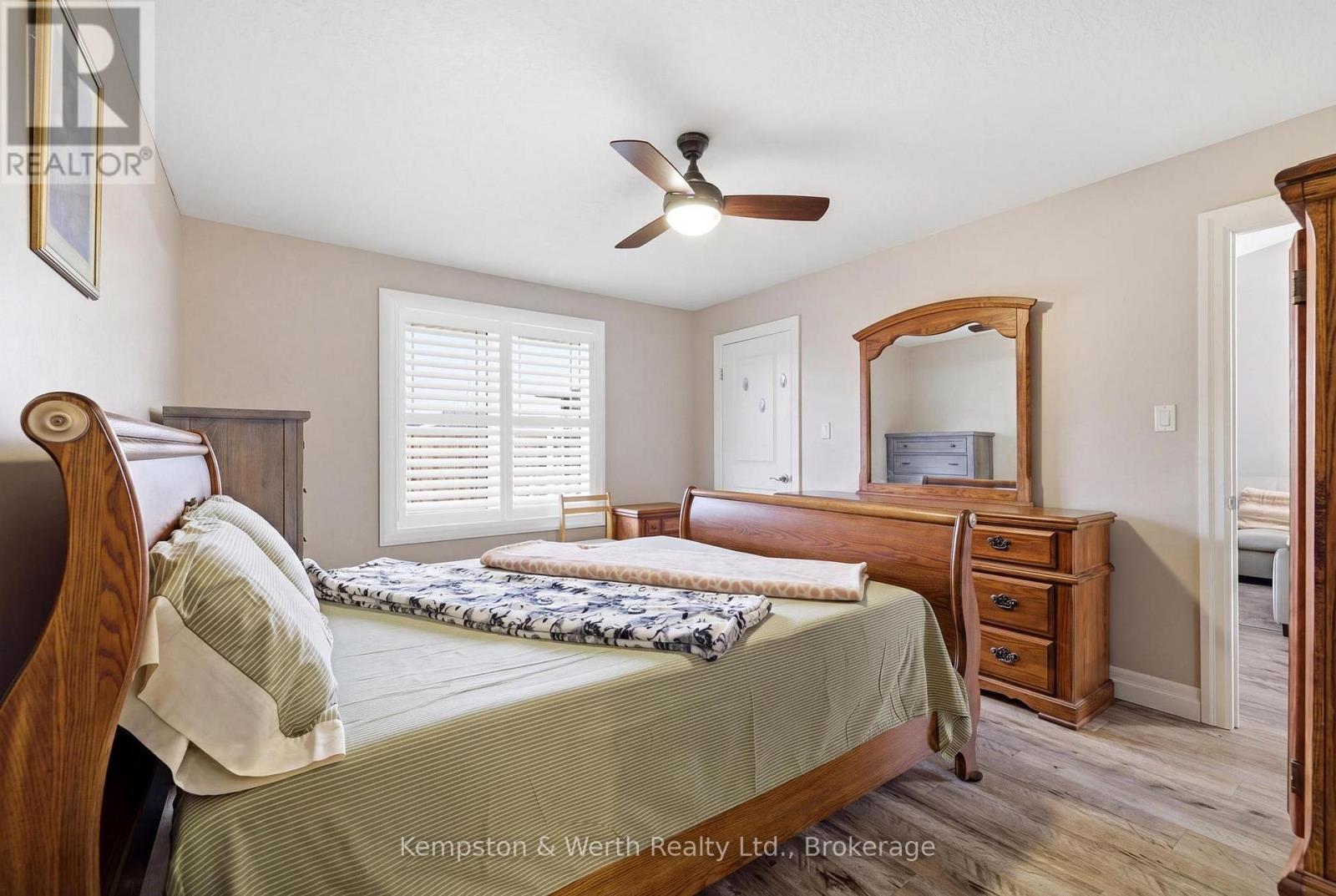 235 Krotz Street E, North Perth, Ontario  N4W 0B3 - Photo 17 - X13011340