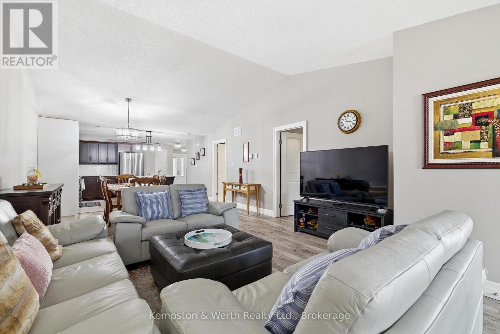 235 Krotz Street E, North Perth, Ontario  N4W 0B3 - Photo 18 - X13011340