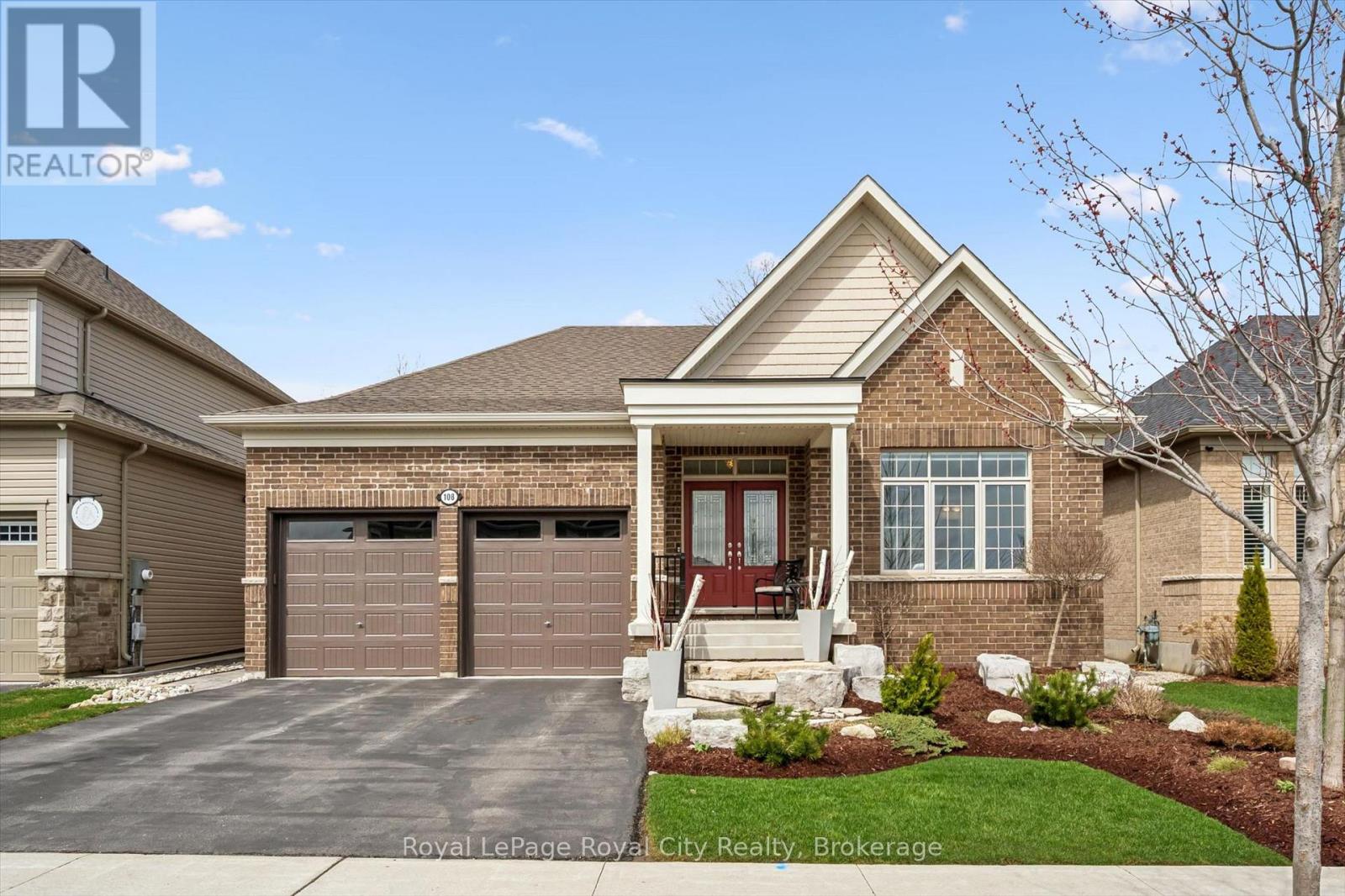 108 HARPIN WAY E, Centre Wellington, Ontario