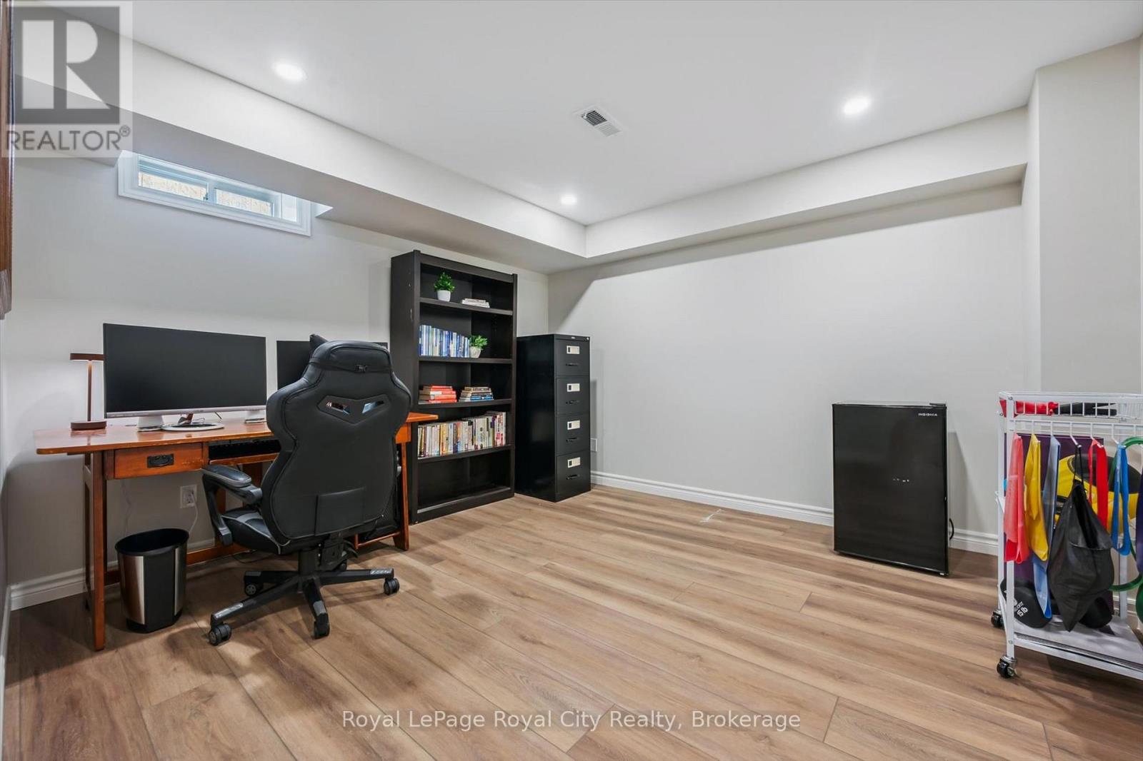 108 Harpin Way E, Centre Wellington, Ontario  N1M 0G9 - Photo 40 - X13011378